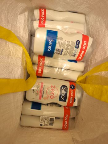 Lot de 10 bouteilles gel douche hypoallergénique sanex zero