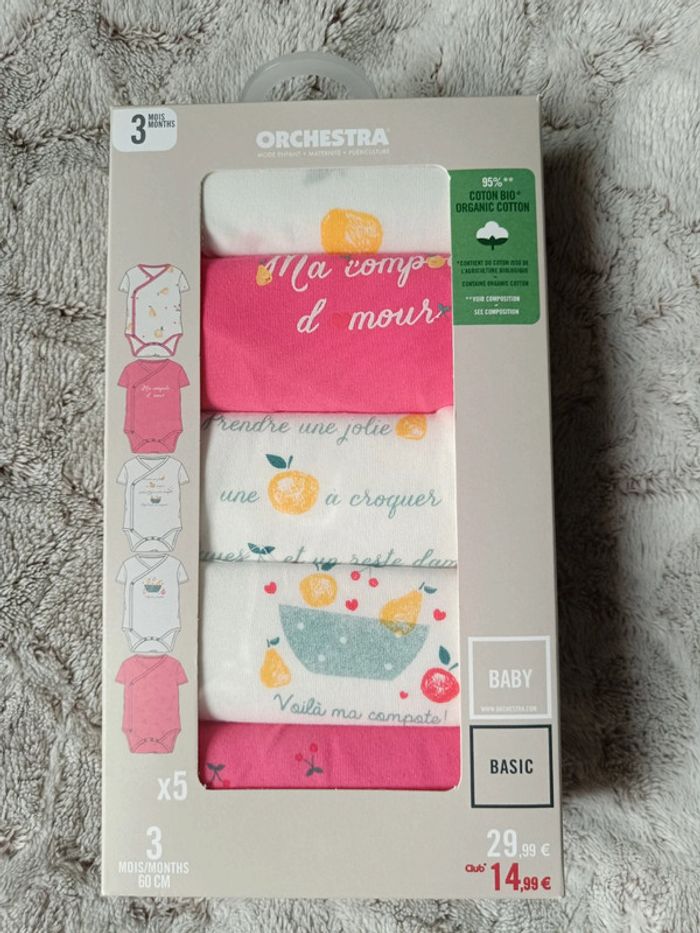 Lot 5 bodies manches courtes neuf bébé fille pomme 3 mois