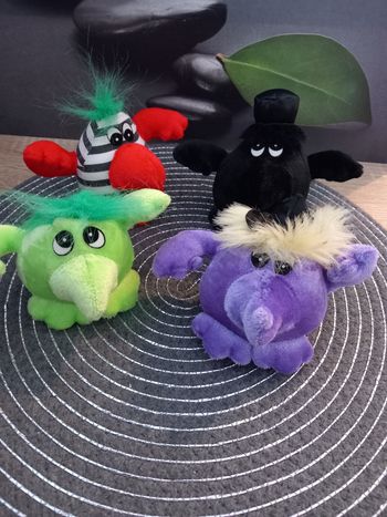 4 peluches Goonk Ikea vintage