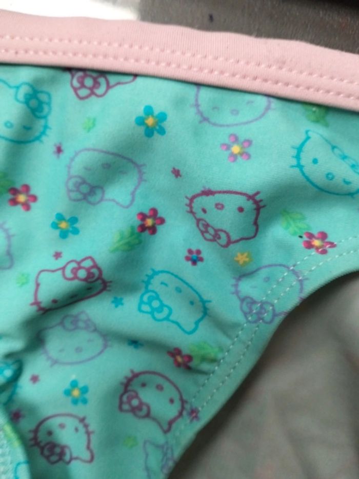 Maillot 2 pièces Hello Kitty - photo numéro 3