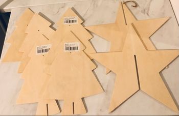 Étoile et sapins en bois