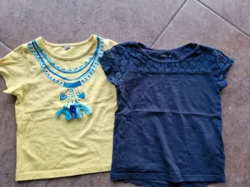 Lot 2 tee shirt - 6 ans