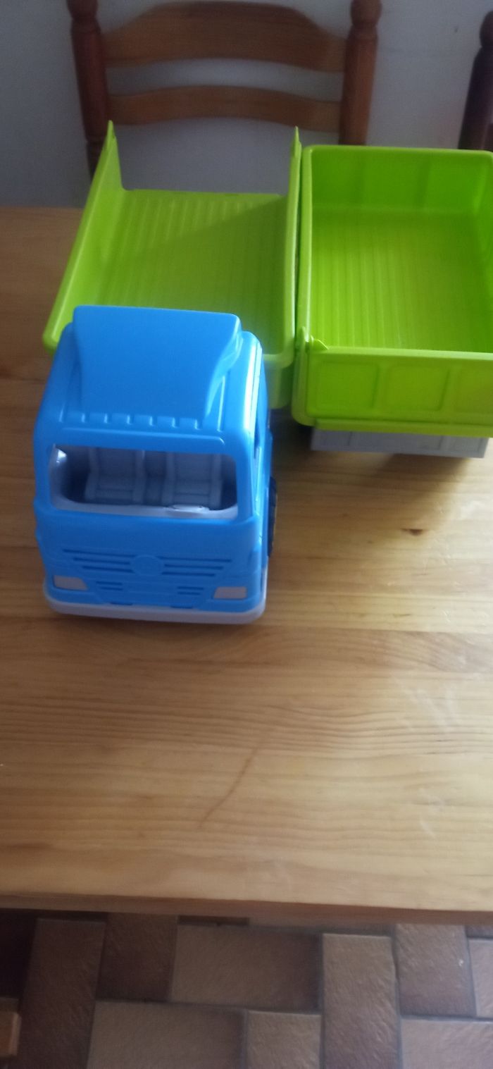 Camion et voiture