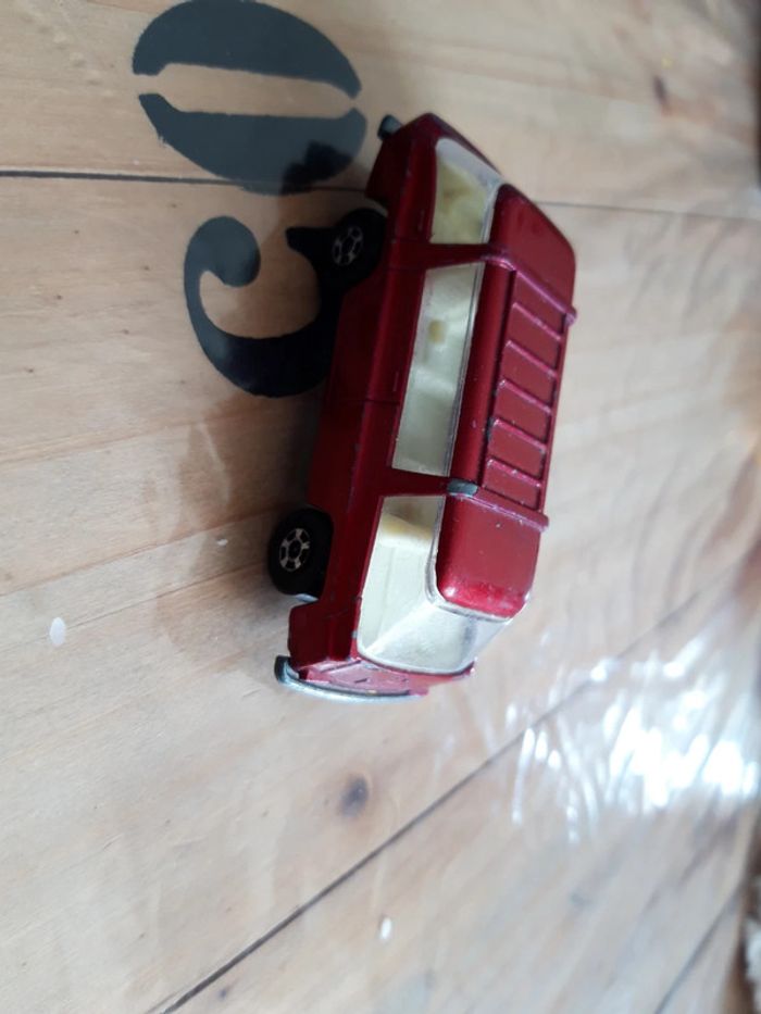 voiture Matchbox N°22 Freeman inter-City commuter, Made in England 1970, Lesney Products & co - photo numéro 2
