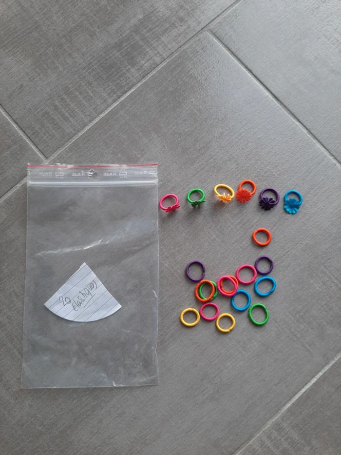 Lot 20 mini élastiques colorés pour cheveux - photo numéro 2