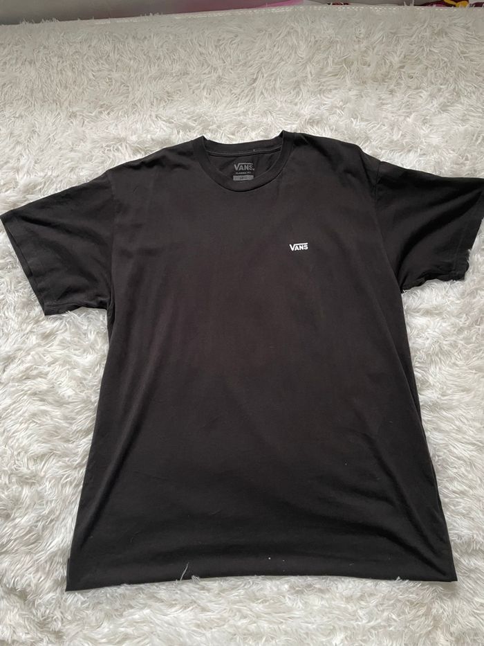 TEE shirt vans