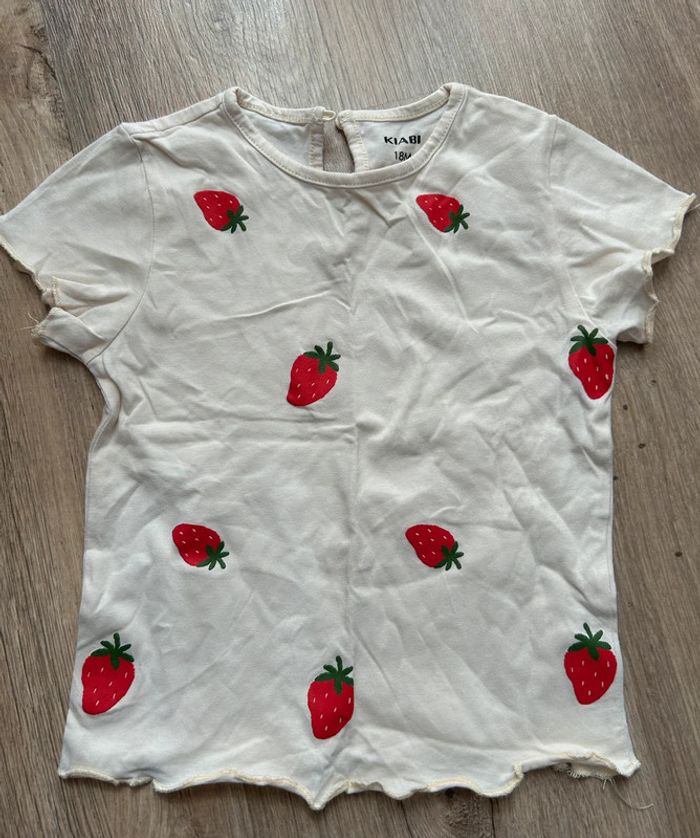 T-shirt fraise fille 18 mois