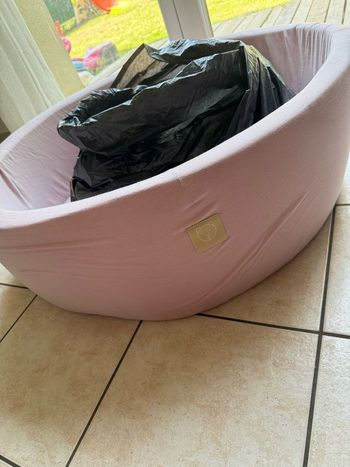 Piscine à bal misio