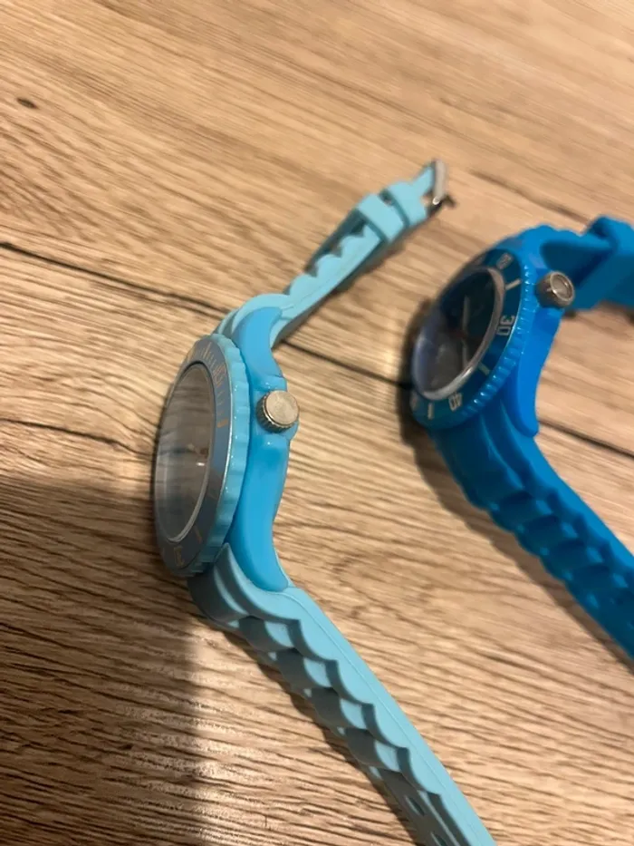 Lot de deux montres bracelet réglable - photo numéro 4