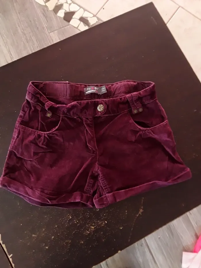 Short velours 10 ans (140 cm)