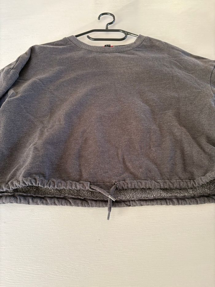 Sweat femme taille xs Jennyfer - photo numéro 4