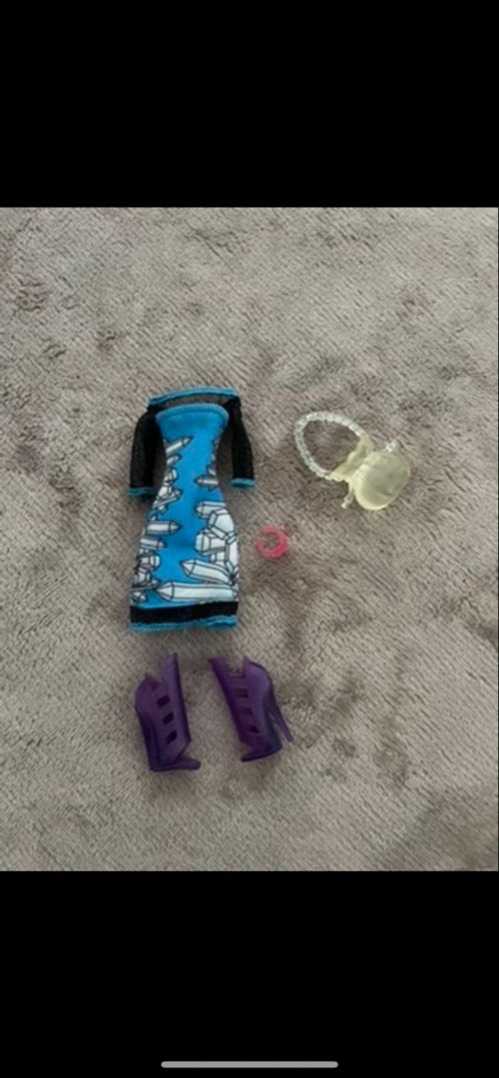 Tenue Monster High Abbey Bominable Basic Fashion (accessoires) - photo numéro 2