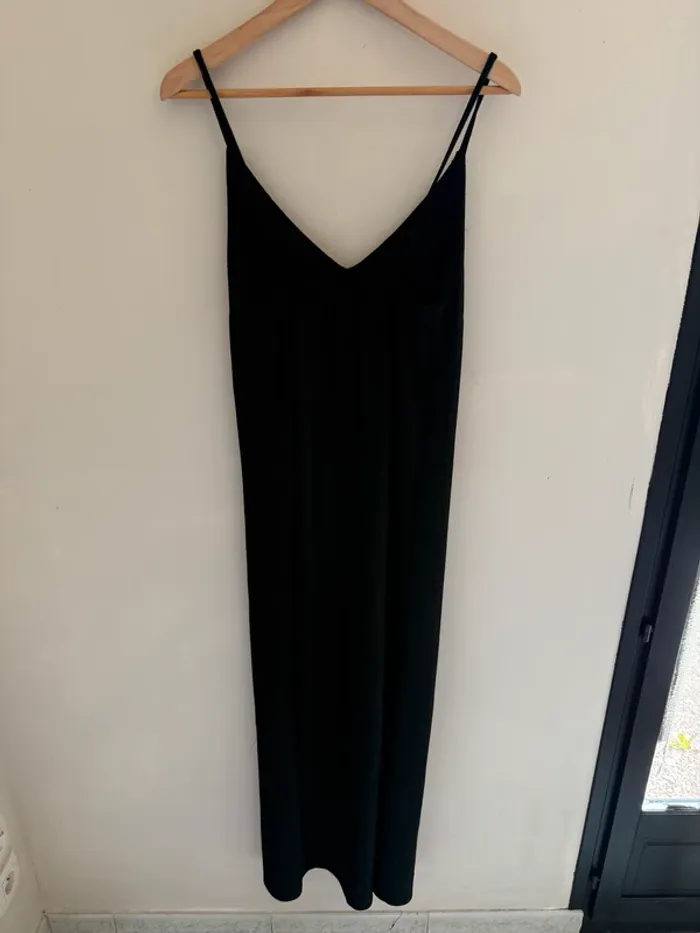 Robe longue noire brillante - photo numéro 4