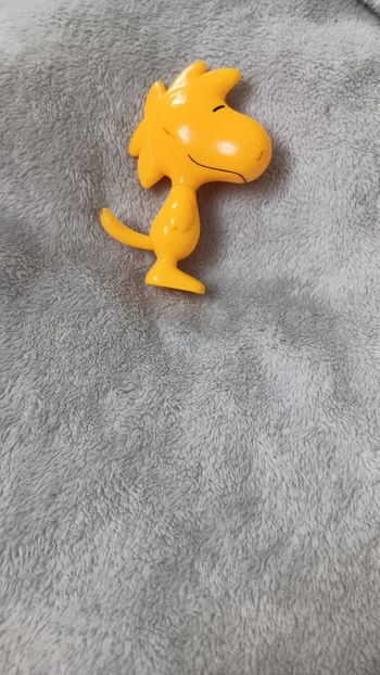 Oiseau snoopy macdonald