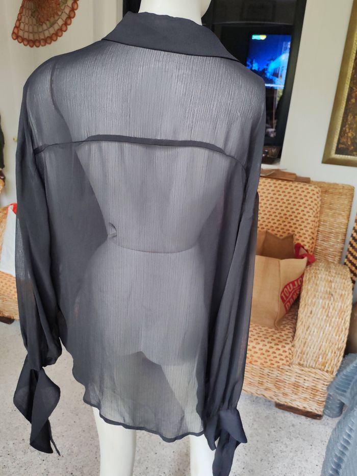 Chemise en voile noir