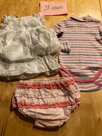 Lot bébé fille en 9 mois