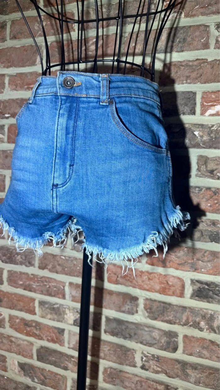 Short en Jeans Zara Trafaluc Premium West Collection Taille S /36 - photo numéro 5
