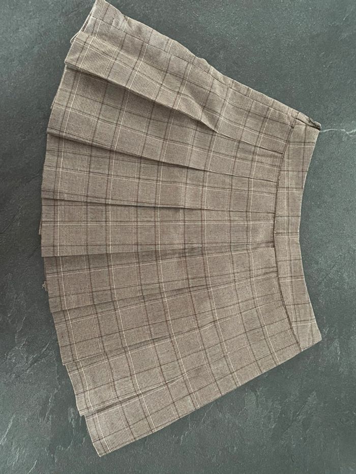 Jupe courte à carreaux - photo numéro 2