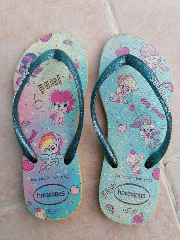Paire de tongs 31-32 - photo numéro 3