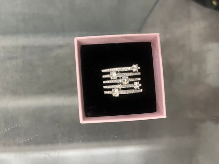 Bague Swarovski taille 58 - photo numéro 2