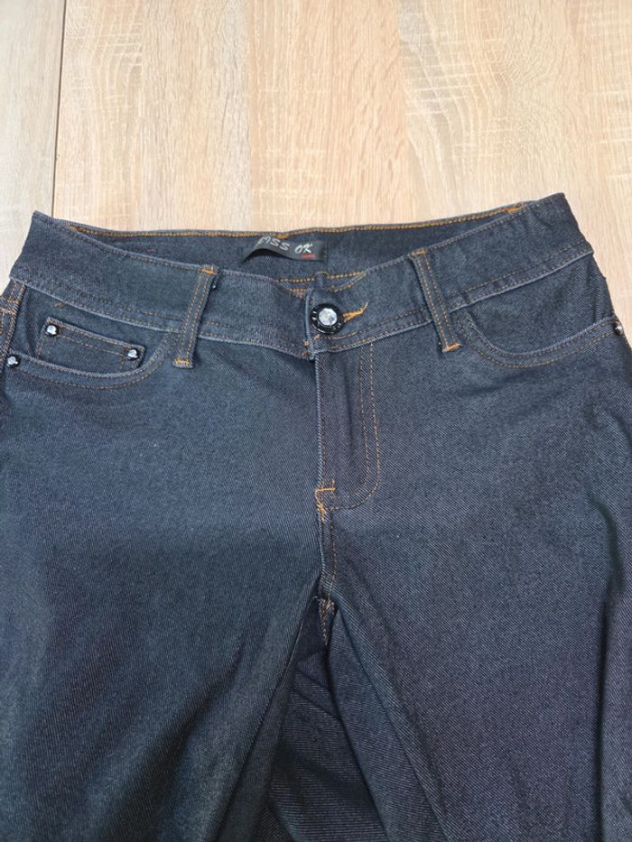 Jeans ● 38 - photo numéro 2