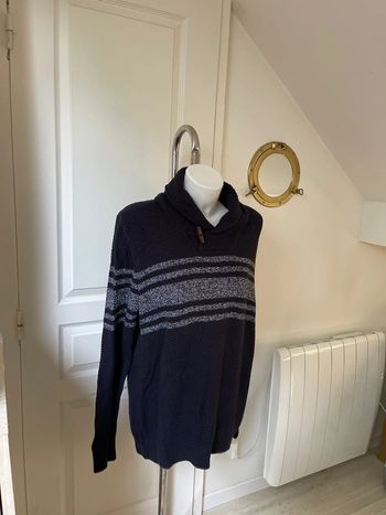 Pull Celio