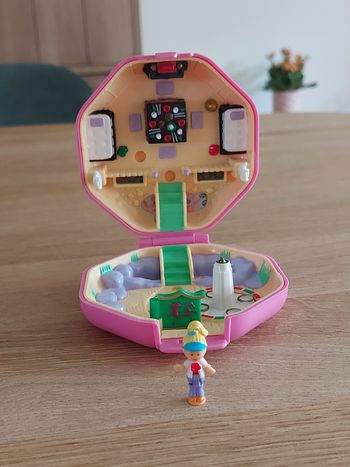 Polly pocket suki