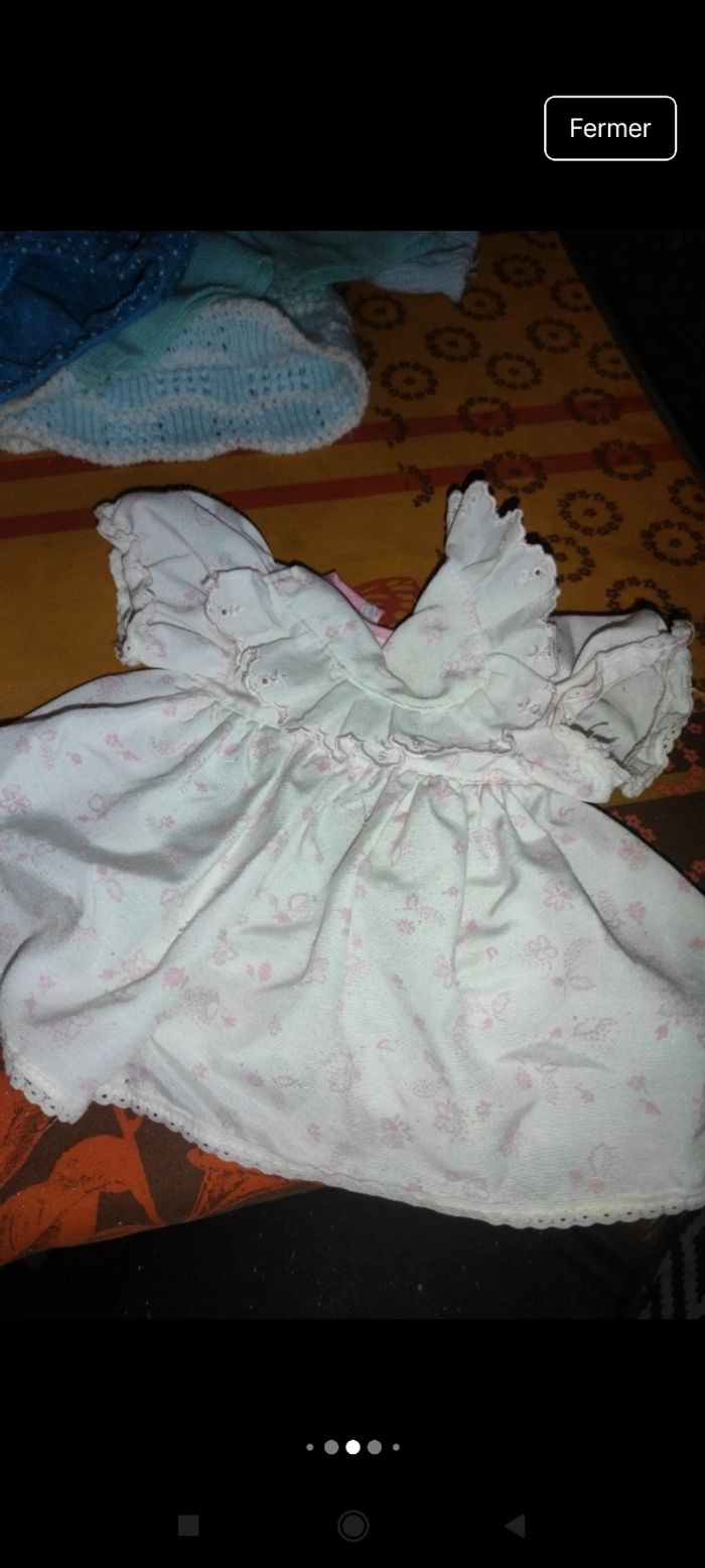 Lot ancien vêtements poupée 
J50 - photo numéro 3