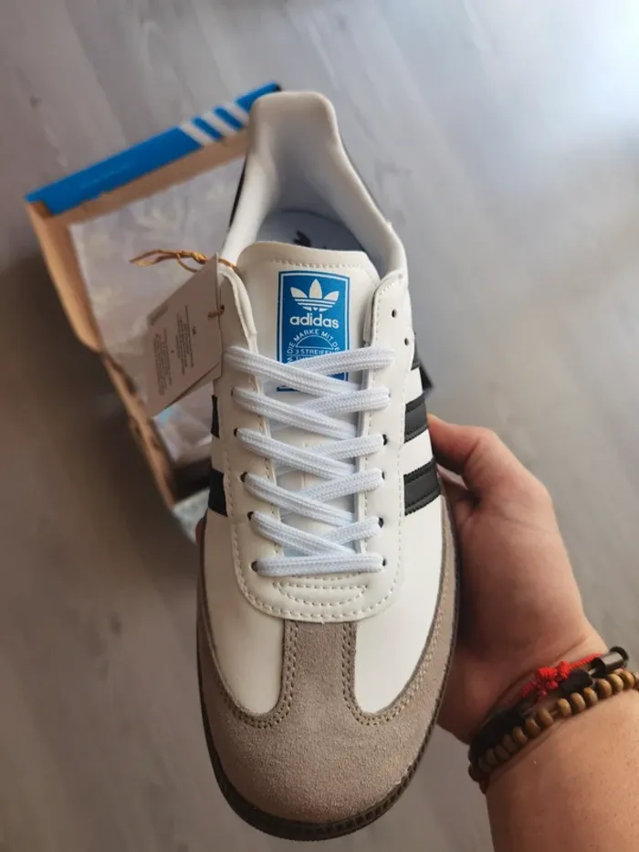 Adidas Samba OG -Nouveau -taille 43 - photo numéro 3