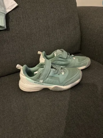 Basket de tennis, artengo taille 32