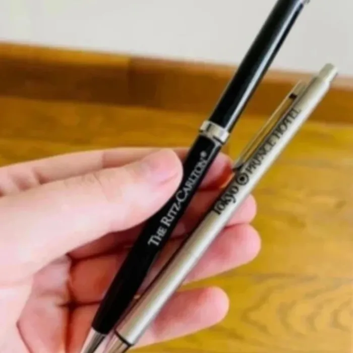 Lot deux stylos neuf en métal fin et Raffiné - photo numéro 2