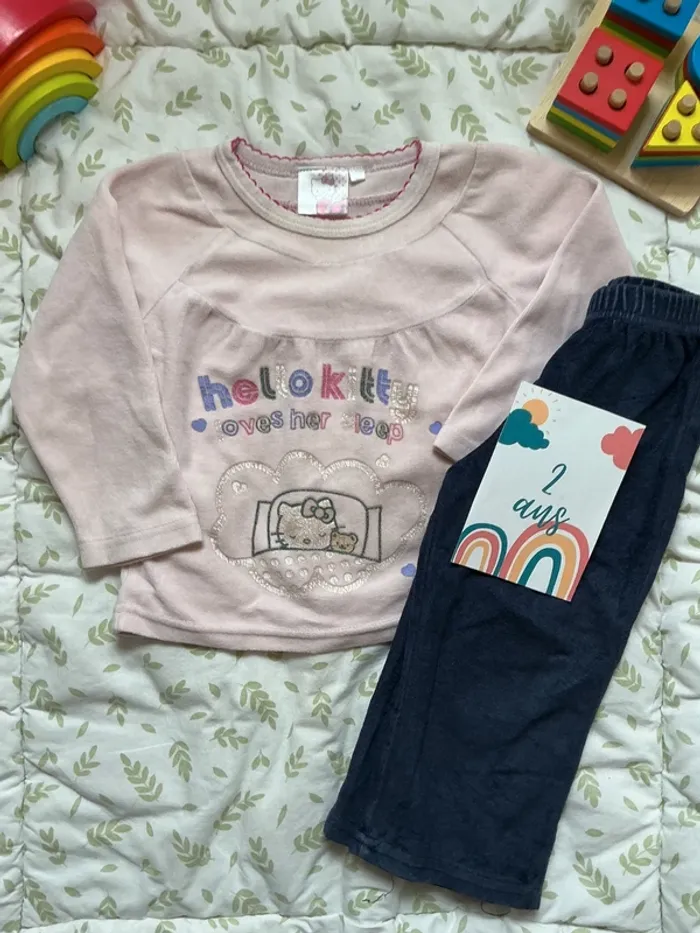 pyjama 2 pièces en velours rose et marine hello kitty 2 ans - photo numéro 2