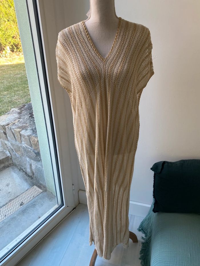Robe longue crochet lurex dorée