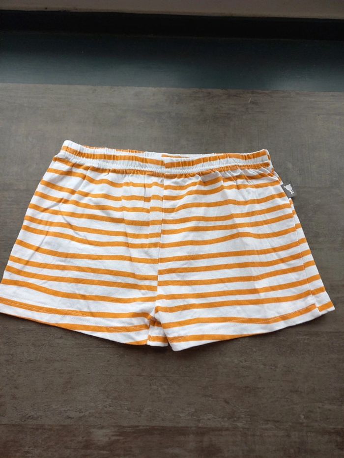 Short petit béguin à rayures