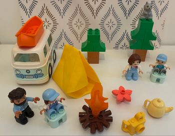 Lego duplo 10946 aventures en camping car