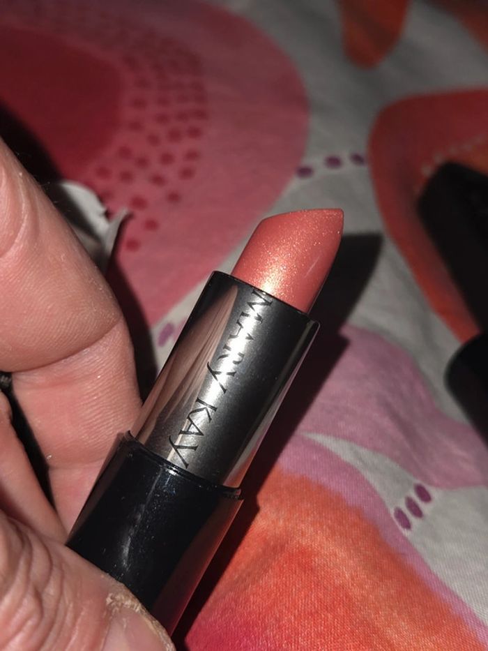 Rouge  à  lèvres Mary  kay - photo numéro 3