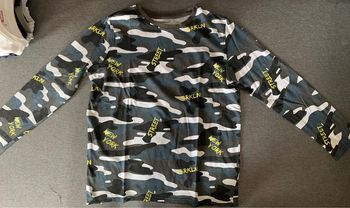 Sweat-shirt coton qualité 10 ans