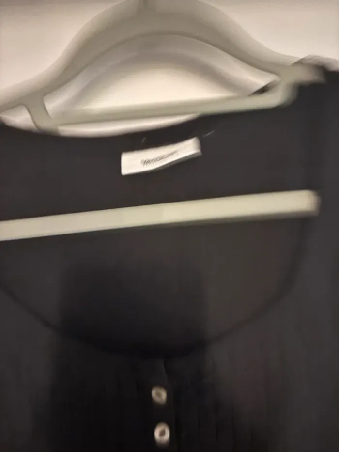 Débardeur noir à boutons – Yessica – Taille S - photo numéro 3