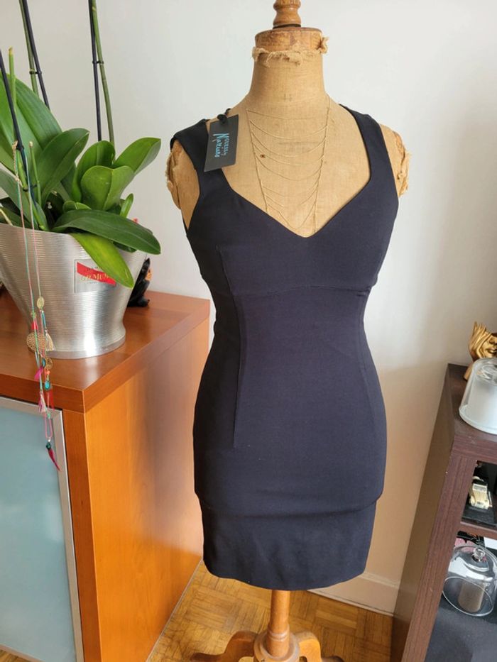 Robe d été noire neuve GUeSs - photo numéro 2