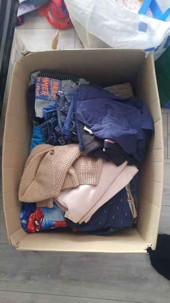 Lots de 55 vêtements garçons 3 ans 