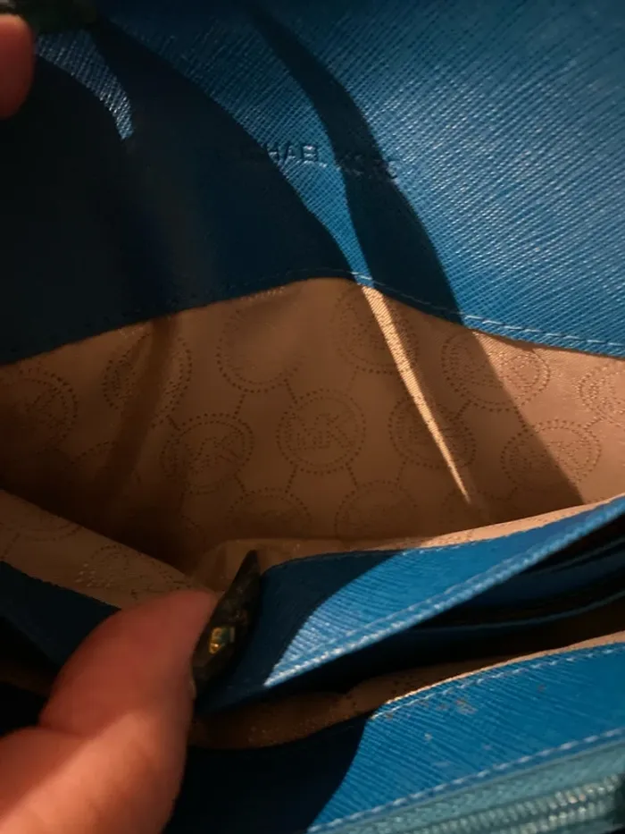 superbe porte feuille bleu canard Michael Kors - photo numéro 12