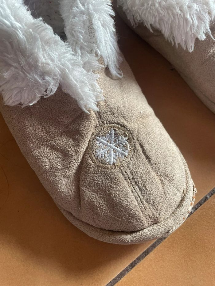 Chaussons fourrés t 30/31 - photo numéro 4
