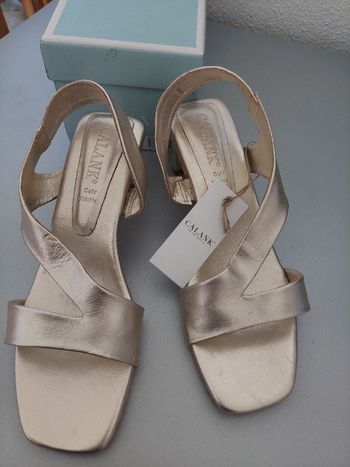 Calank  - Sandales doré en 40 neuves