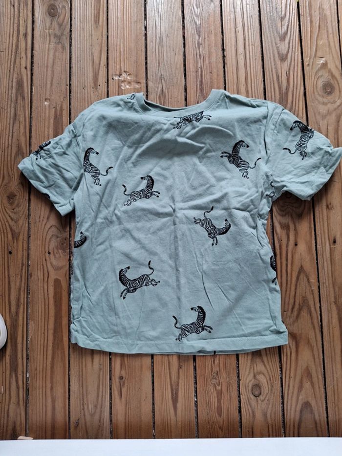 Tshirt taille 8 ans