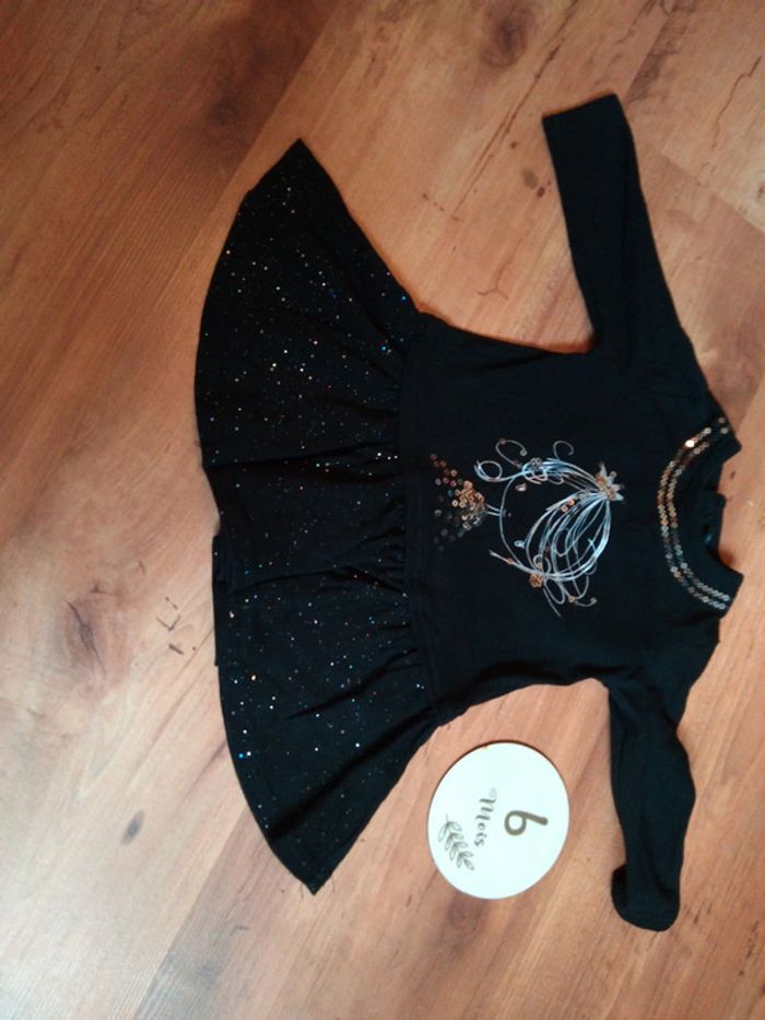 Robe noire à paillettes - photo numéro 3