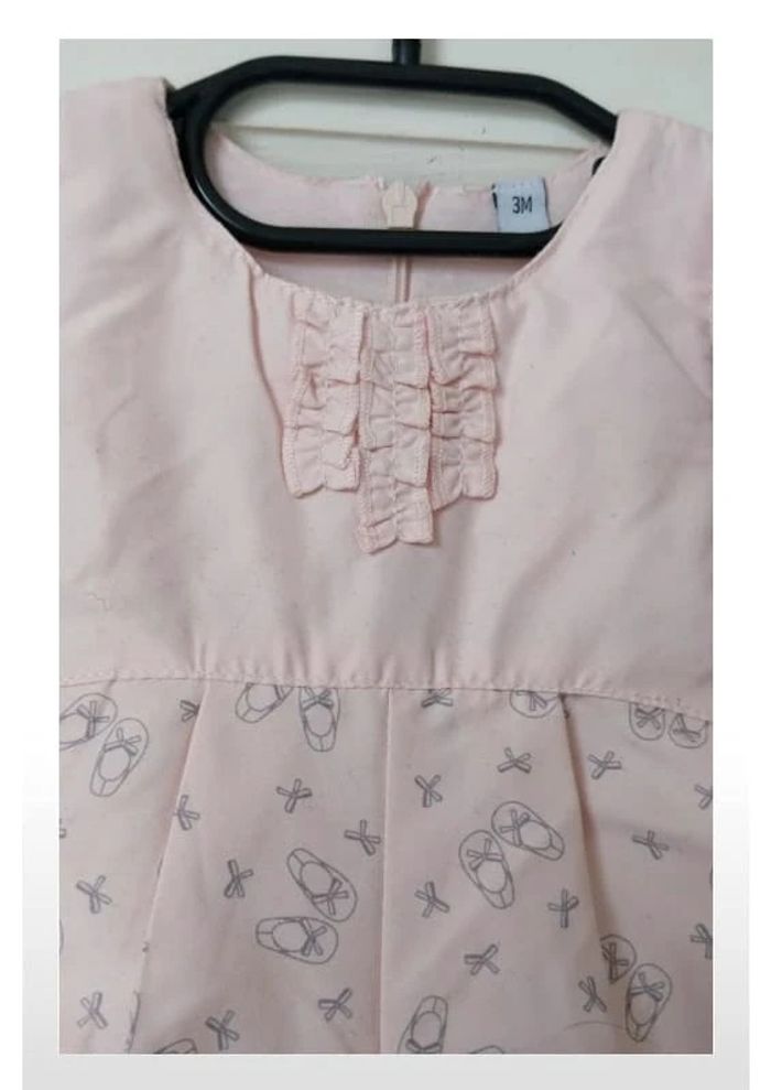 Combi short hiver 3 mois TBE - photo numéro 2