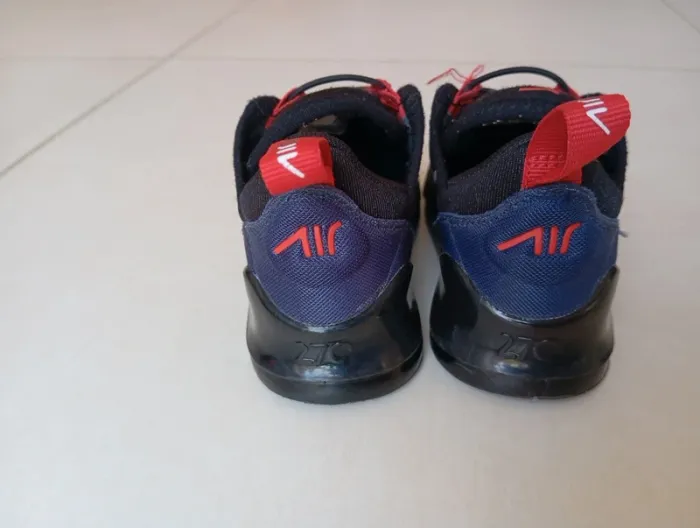 Nike air Max 270 noir et rouge - photo numéro 5