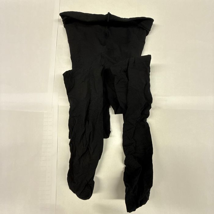Bas collant porté - photo numéro 2