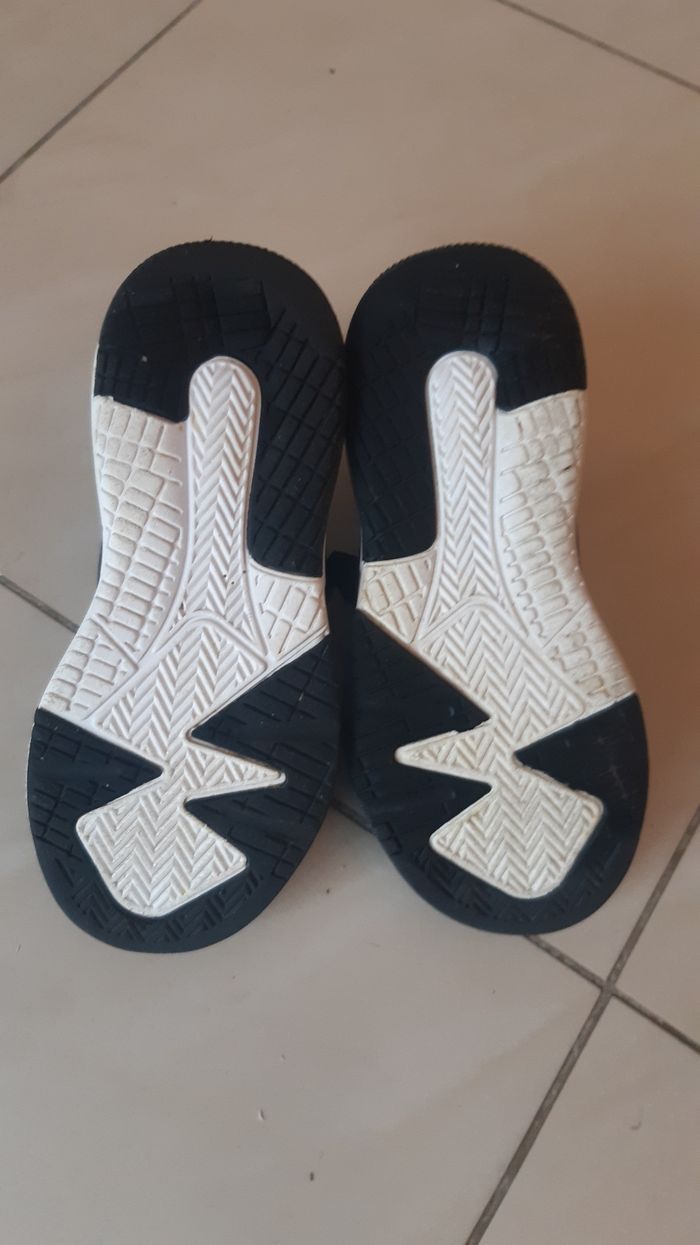 Basket AIRNESS T30 7€ - photo numéro 5