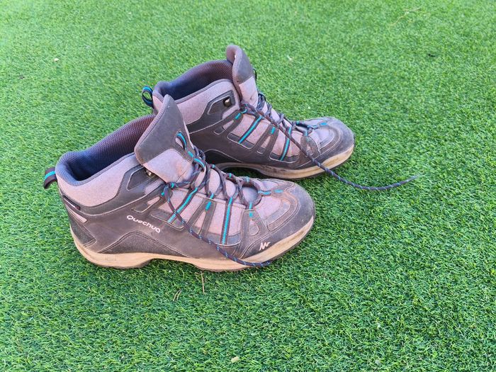 Chaussures de randonnée Decathlon 43 - photo numéro 2